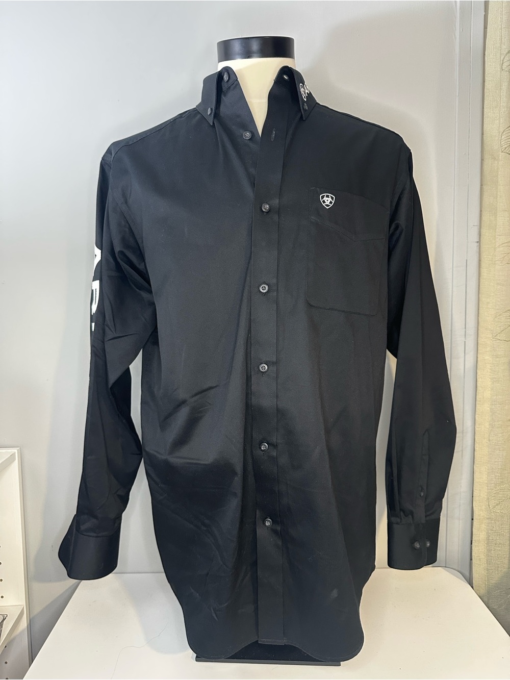 Team Logo Twill Classic Fit Shirt